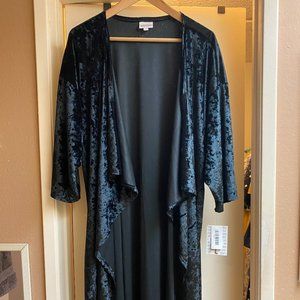 NWT Black Velvet Lularoe Shirley, Elegant - Size L